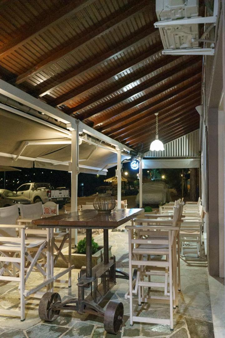 Archontiko Seaside Hotel Platanias  Ngoại thất bức ảnh